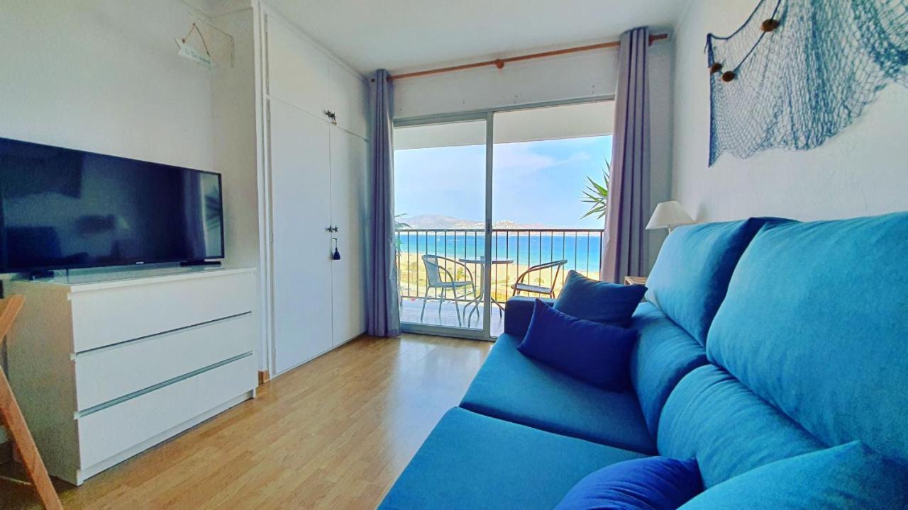 Cozy Beach-Front Studio With Amazing Sea View Empuriabrava Eksteriør bilde